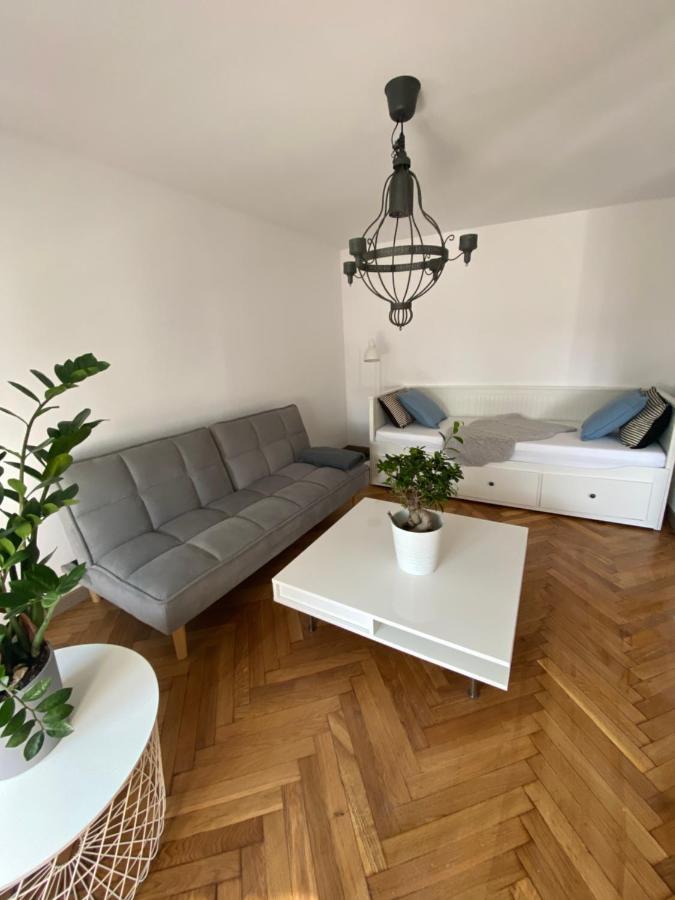 Apartamenty Pod Zabami Nr 2 Bielsko-Biała Dış mekan fotoğraf